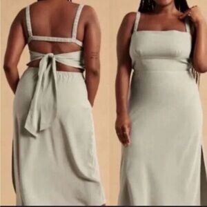 Abercrombie & Fitch Gray Midi Dress